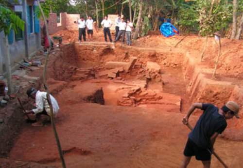 Phát hiện “mỏ vàng” di tích Việt-Chăm